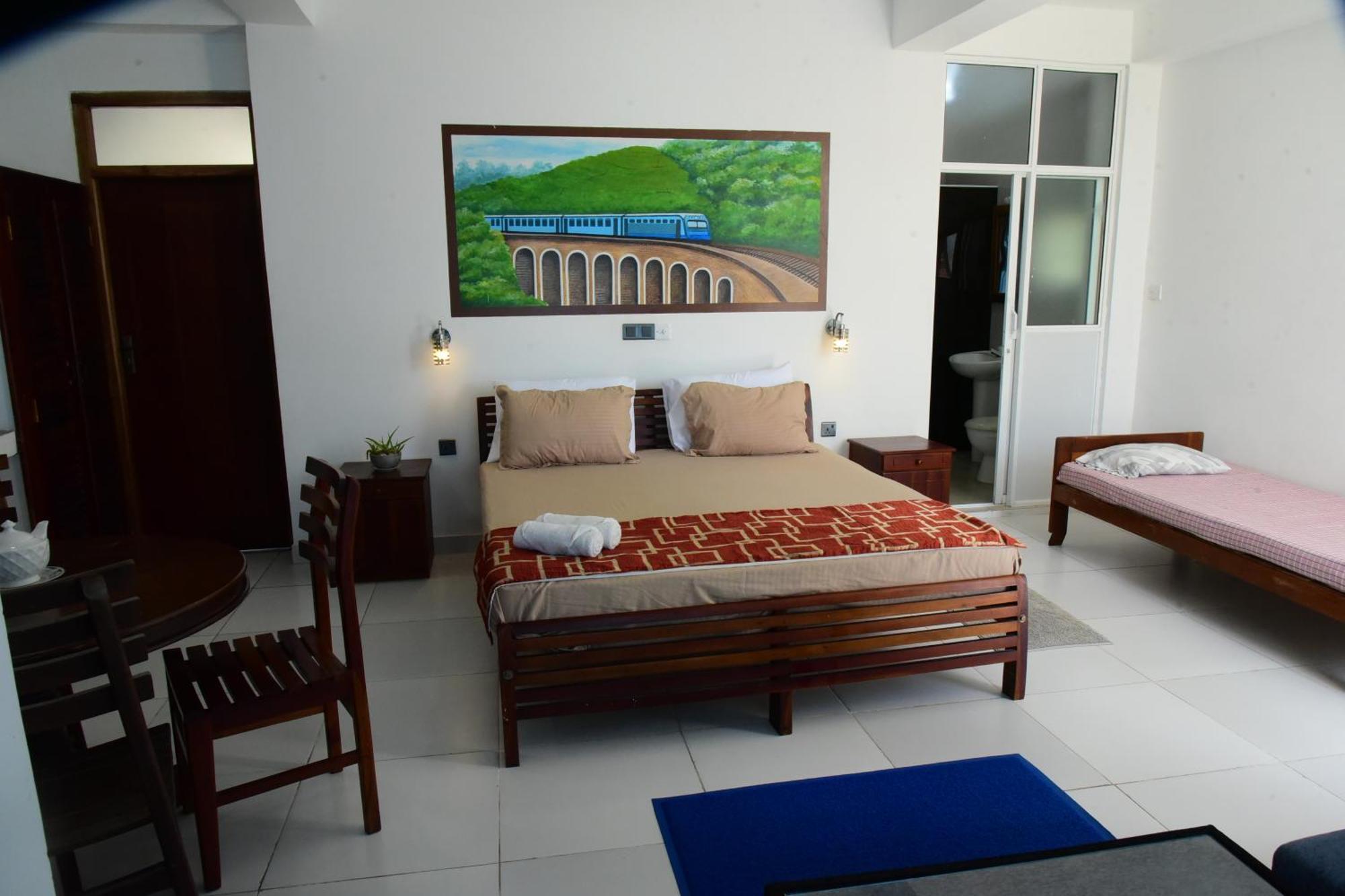 Happy Tuna Guesthouse Hikkaduwa Bagian luar foto