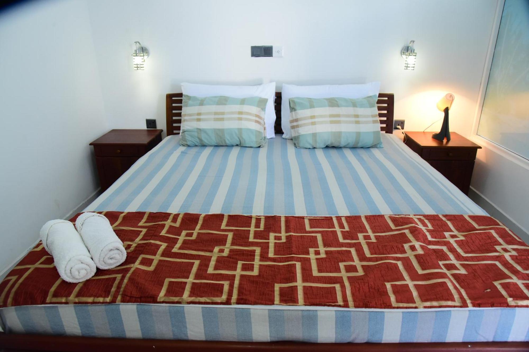 Happy Tuna Guesthouse Hikkaduwa Bagian luar foto