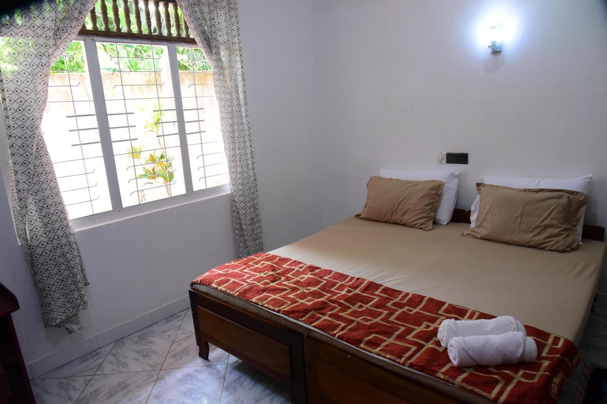 Happy Tuna Guesthouse Hikkaduwa Bagian luar foto