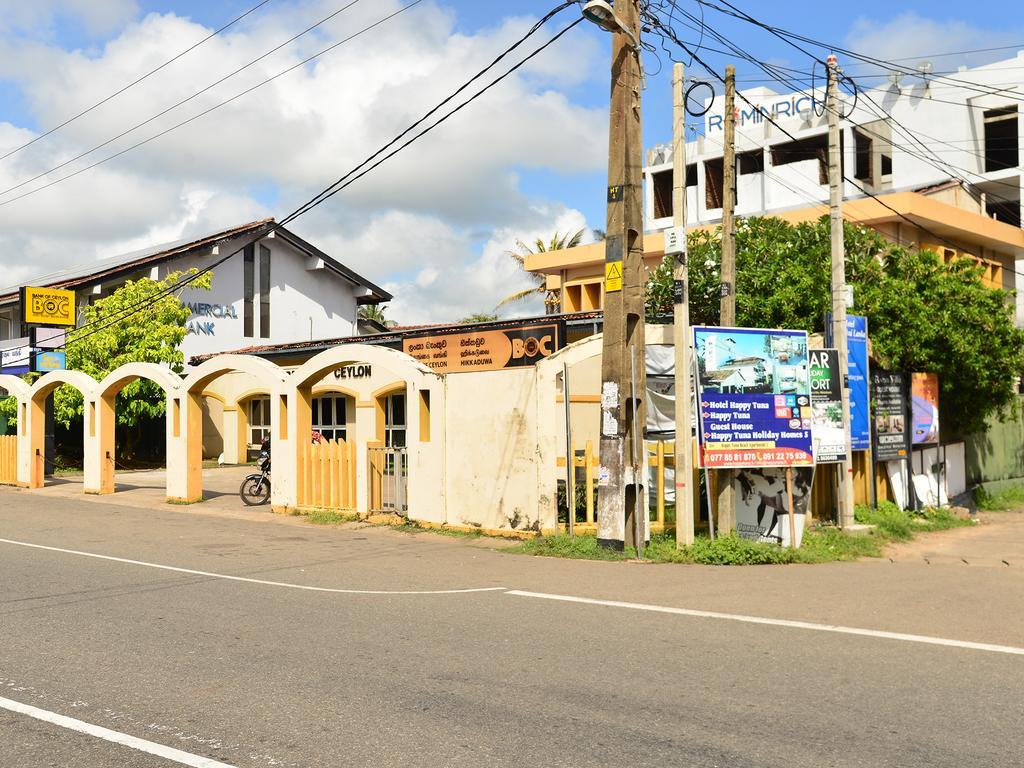 Happy Tuna Guesthouse Hikkaduwa Bagian luar foto